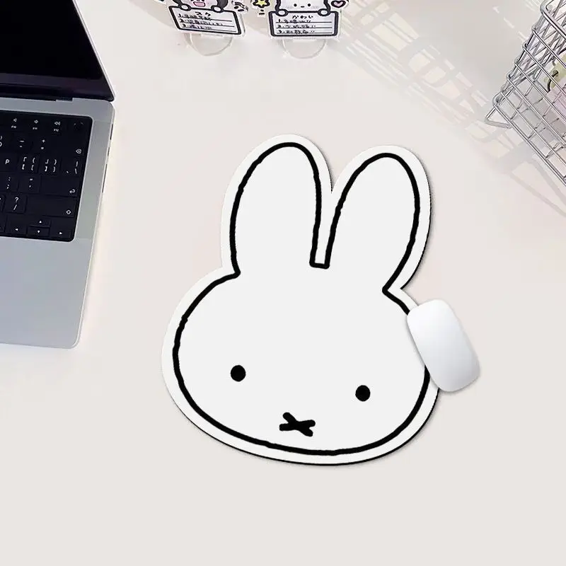 Kawaii Miffy Hasenförmiges Mau – Home Office Hidden Desk Bewertung und Preis